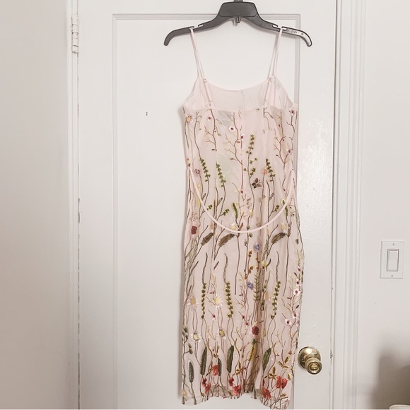 NWT Sam Edelman Floral Embroidered Midi Dress in Ecru/Multi - Picture 7 of 10